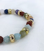 bracelet destiny porte bonheur avec des pierres naturelles multicolores